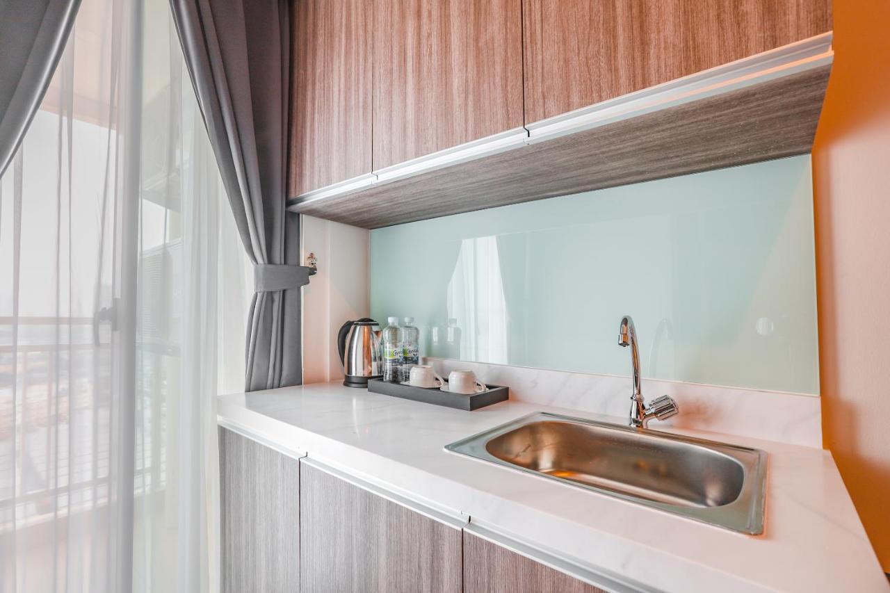Super Oyo Collection O 16 Vittoria Residence Jakarta Exterior photo